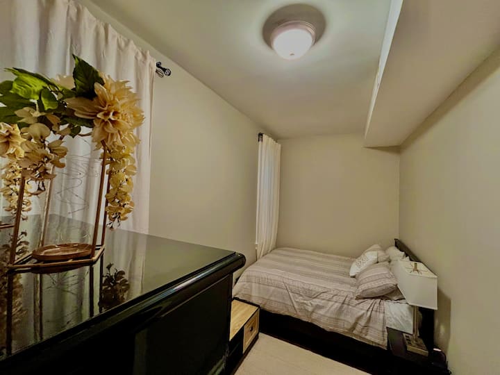 საძინებელი 1