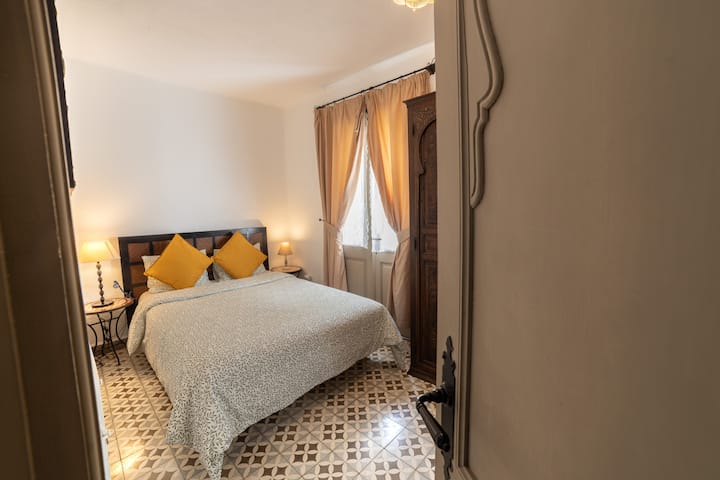 غرفة النوم 1