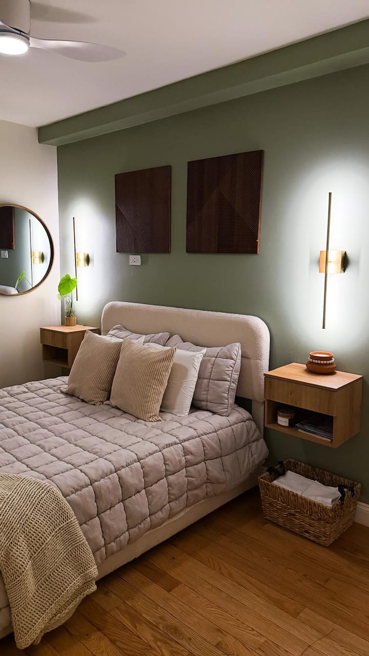 Chelsea Downtown - Room 2 - Winthrop, MA