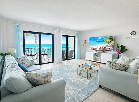 Successful Airbnb property: Beachfront with Oceanview Balcony in Quiet Area in Redington Shores