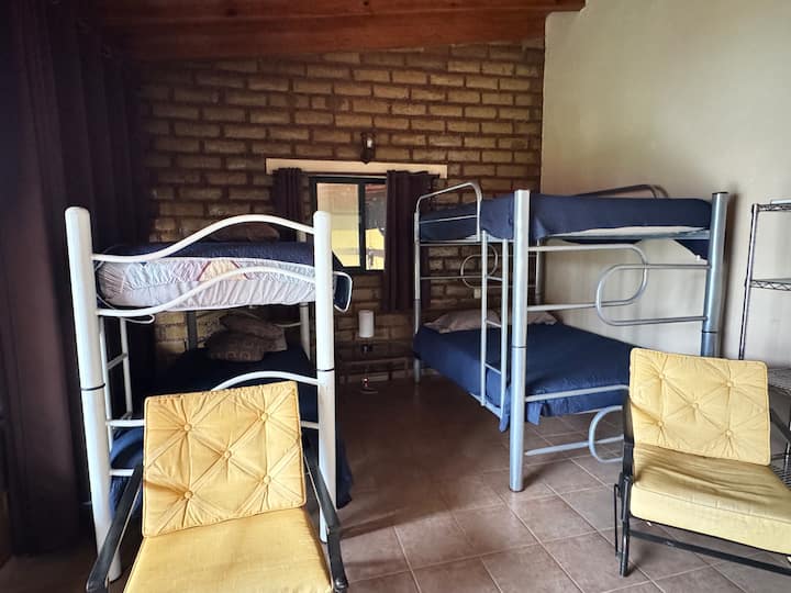 غرفة النوم 2