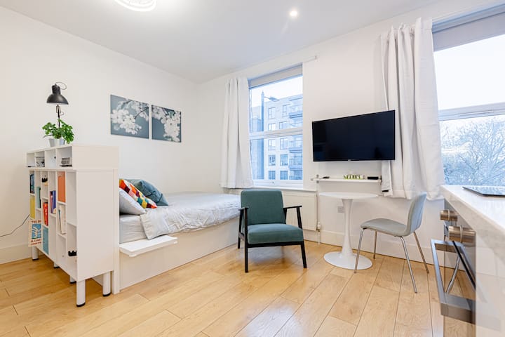 Islington Studio - Hackney - London