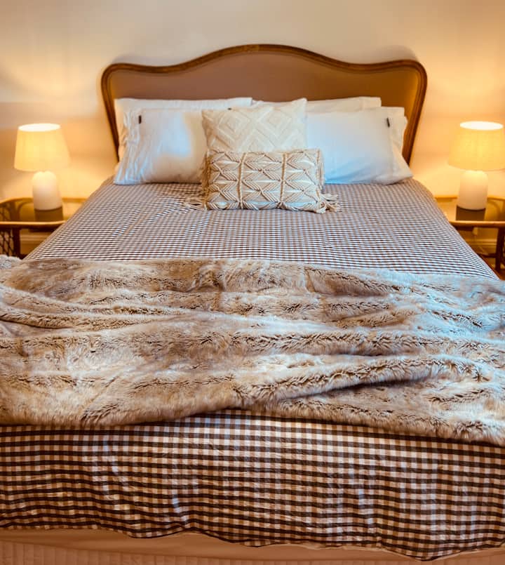 غرفة النوم 2