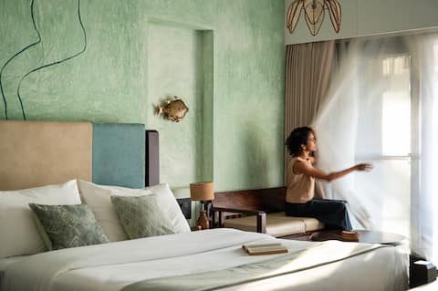 illa - By the sea (Deluxe Room with Patio)