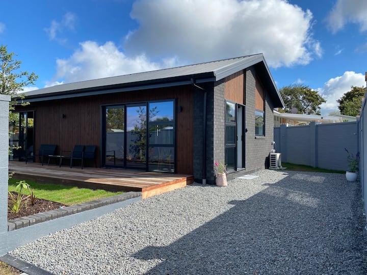 New Two Bedroom Close To Town - Taupo