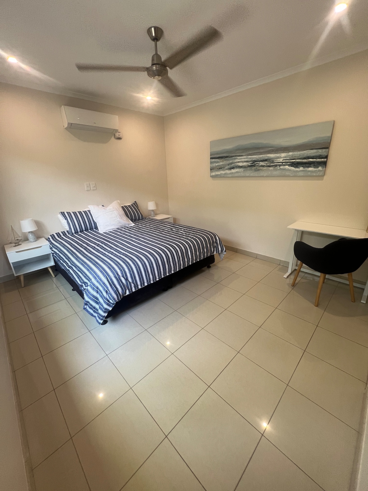 საძინებელი 1