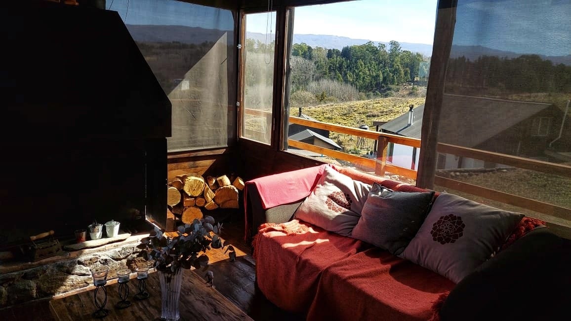 Top Airbnb: Casa Grande. Mountain charm for 10 en Villa Yacanto De Calamuchita