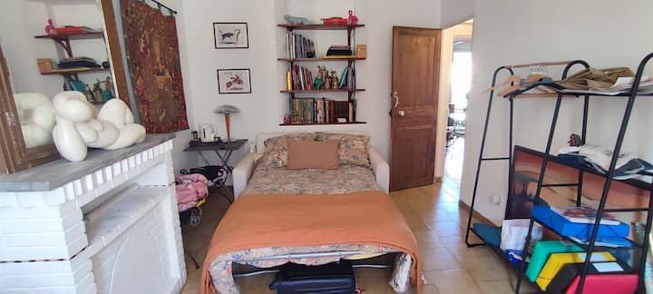 غرفة النوم 2