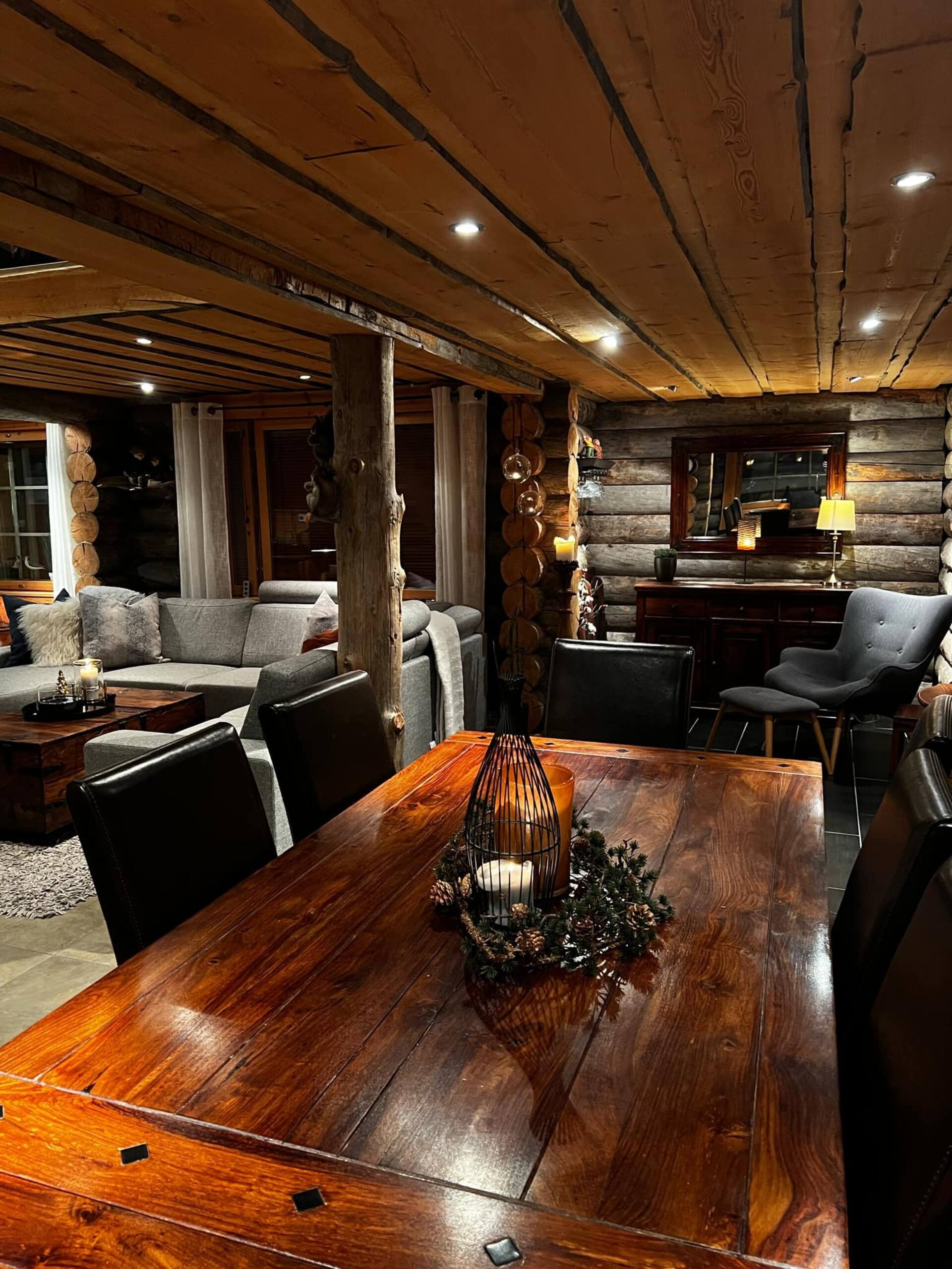 Panoramic Aurora View Cabin in 4BR | Sleeps 9