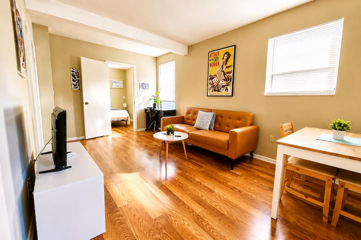 Tropical Getaway 5 Mins To Beach Free Parking - Dania Beach, FL
