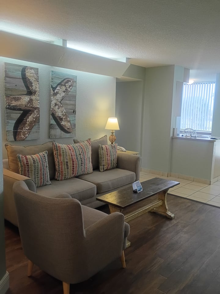 Sandy Toes Retreat On The Beach - デートナ・ビーチ, FL
