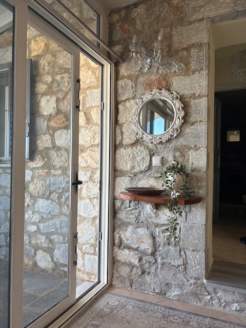 Successful Airbnb property: private sunset-view villa in Mani, for art, love in Περιφέρεια Πελοποννήσου