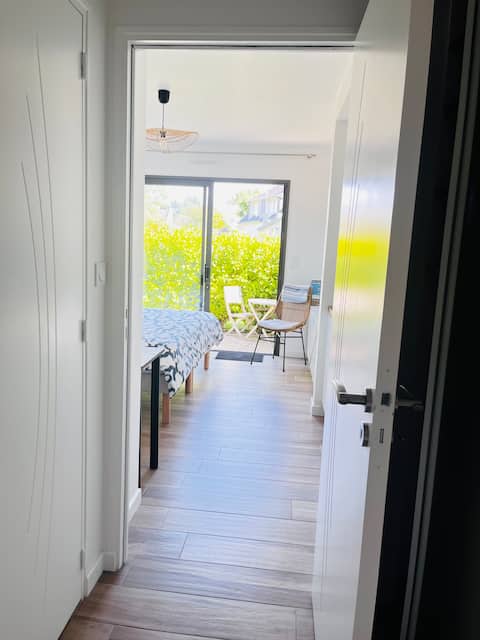 Top Airbnb: Beg-Meil charming studio 8 min walk to the sea in Fouesnant