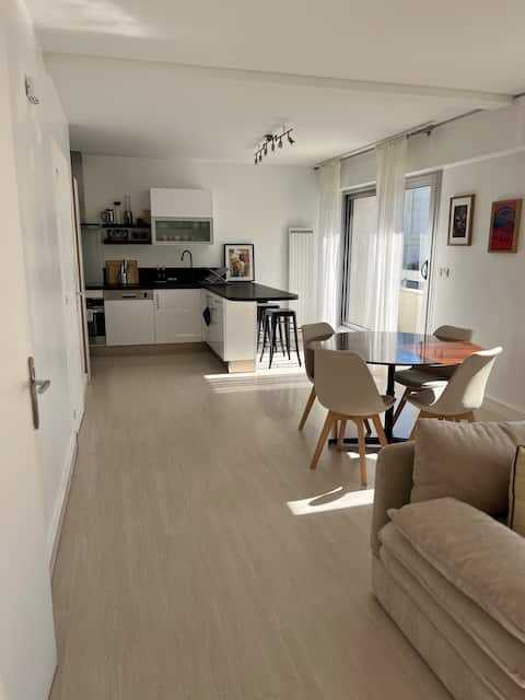 Popular Airbnb listing: Duplex in Levallois-Perret with 2 terraces in Levallois Perret