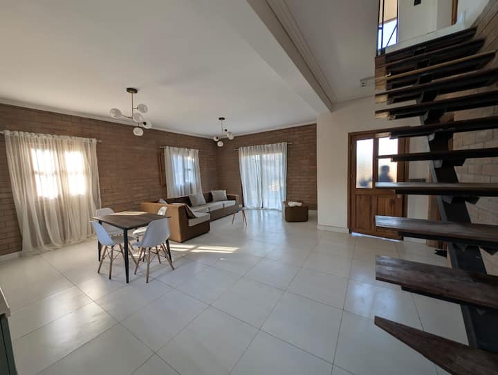 Maison Traditionnelle Moderne. - Antananarivo