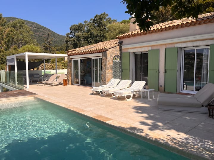 Villa - Piscine & Vue Mer, Calme Et Climatisée - La Croix-Valmer