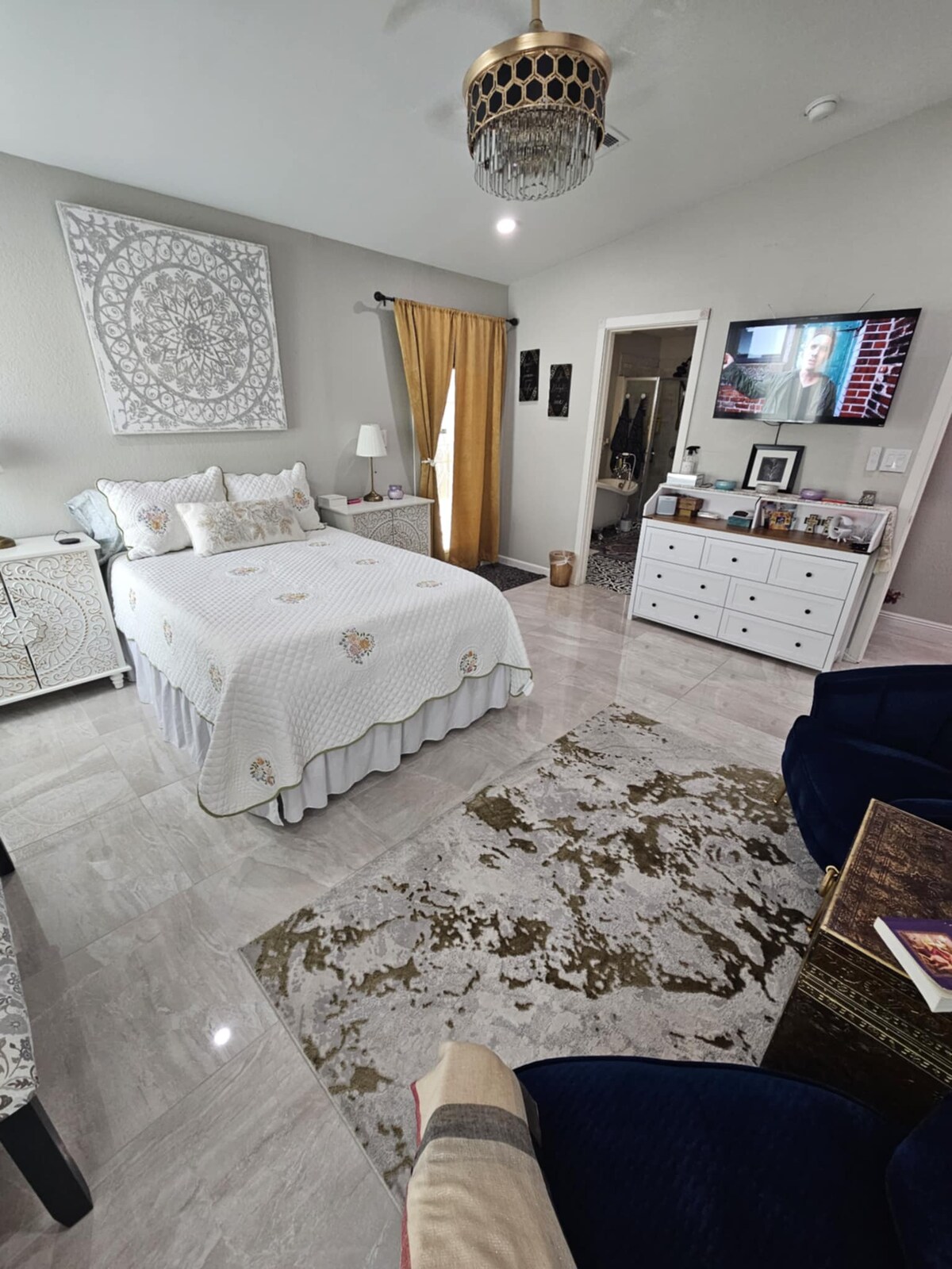 საძინებელი 1