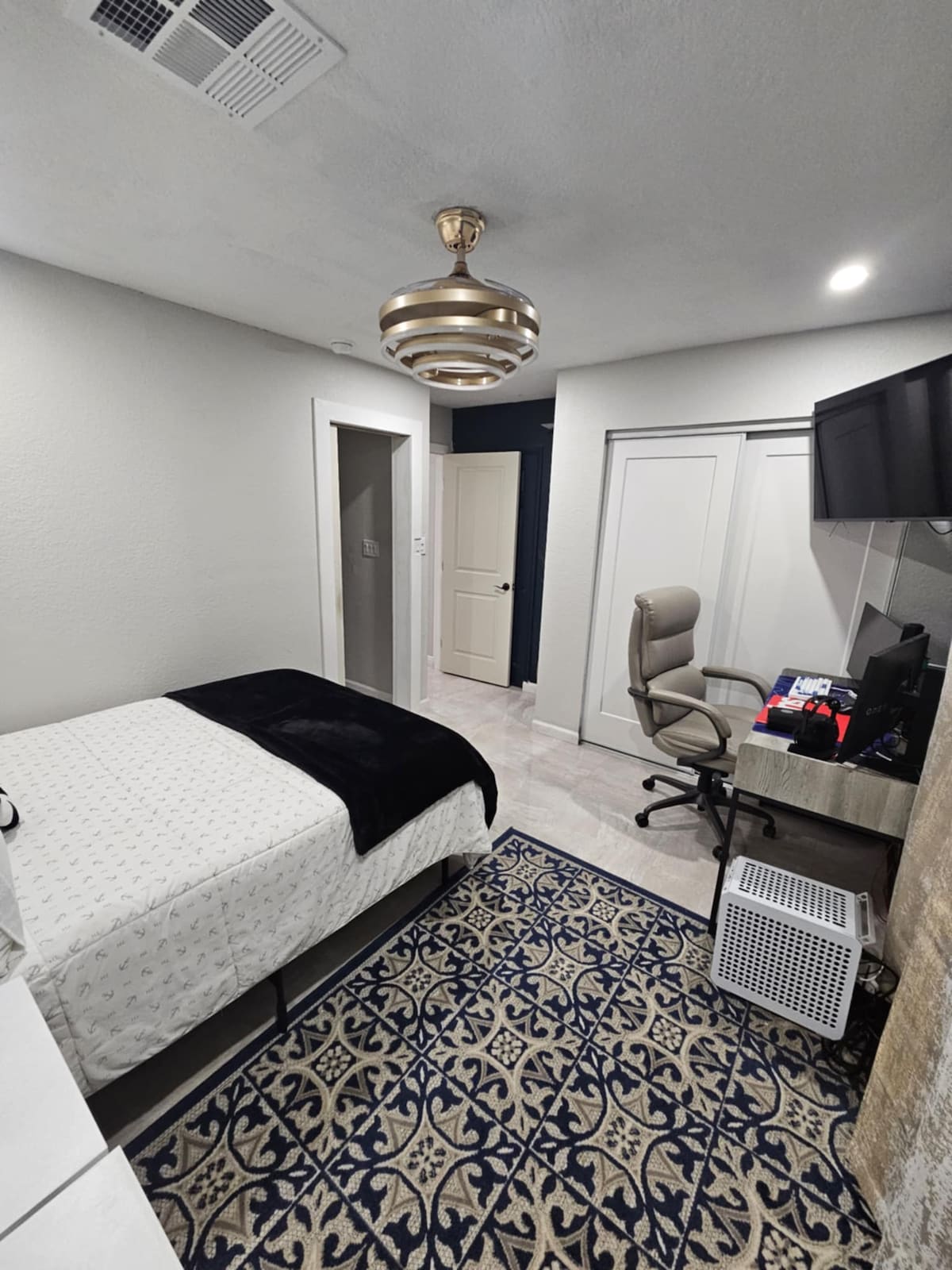 საძინებელი 3