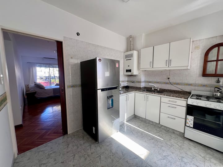 Departamento monoambiente con balcón en San Isidro