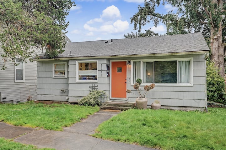 The Bungalow In Bigelow | Quiet Street Near Dt Oly - Olympia, WA