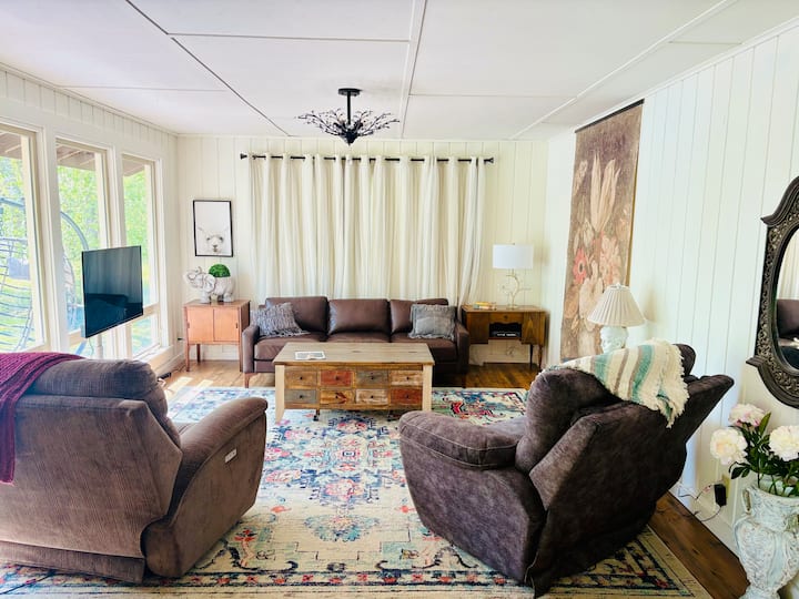 Sunrise Lakefront Escape - New Owners - Lake George, MN