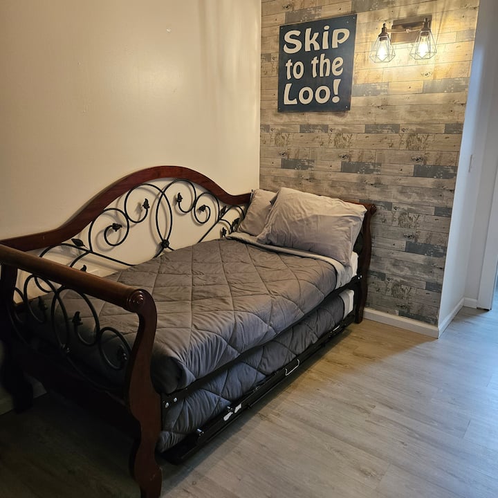 غرفة النوم 2