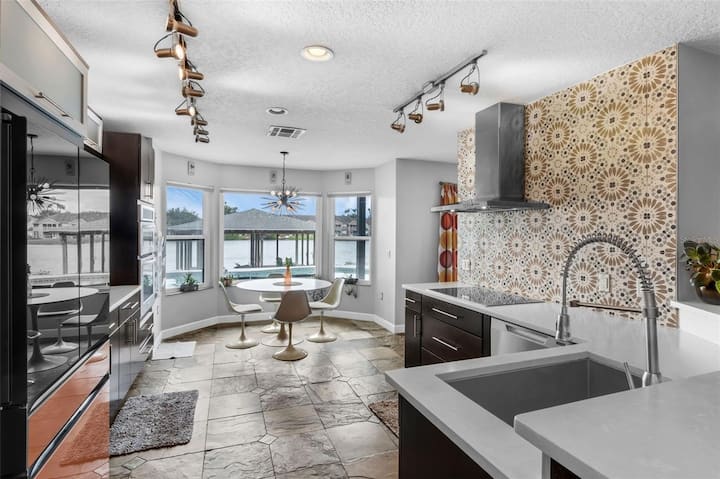 Waterfront Retreat | Pool - Dock & Lift - Disney - St. Cloud, FL