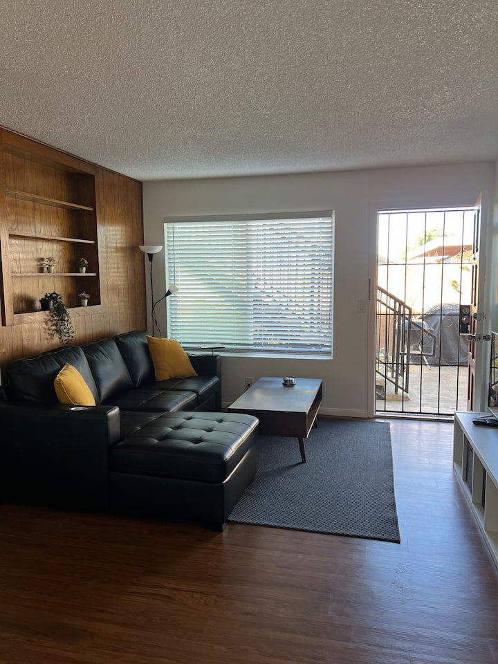 Lrg 1 Bedroom+ Parking. Steps To Ocean(seastar) - San Diego, CA
