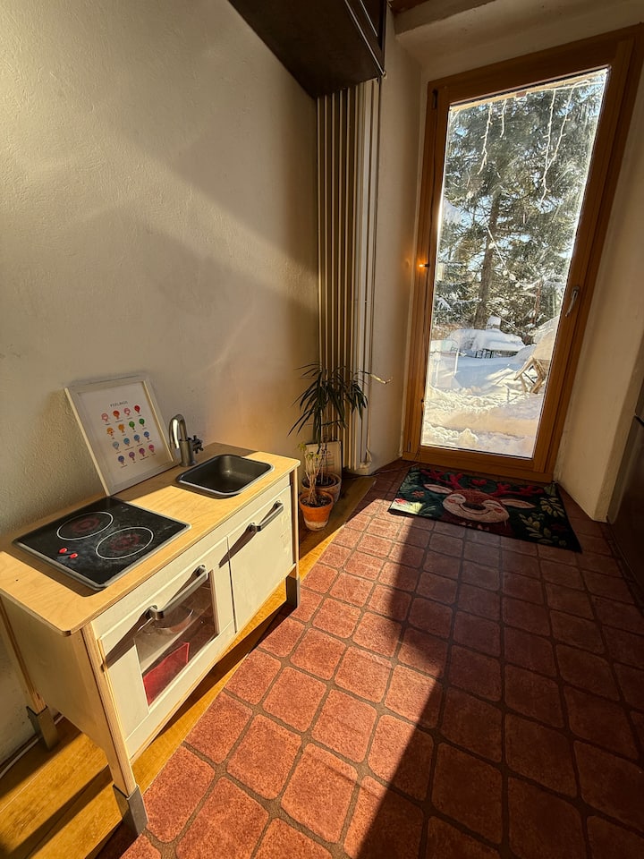 Rustic Farm House (Sleeps 10+) - Mijoux