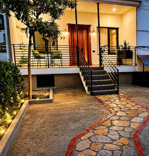 Cozy entire house in Kutaisi with three bedrooms.