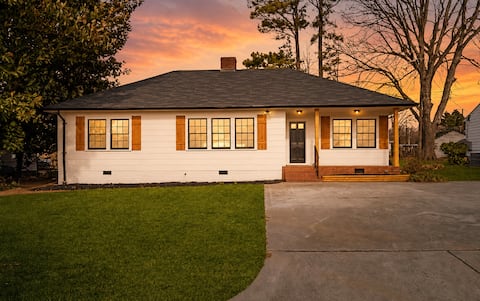 Mebane's Hidden Gem | Hosts up to 10 Guests