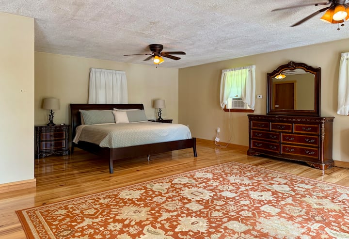 საძინებელი 1