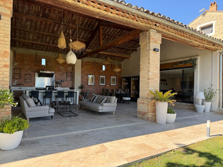 Mas Et Gîte Indépendant En Campagne - Vaucluse