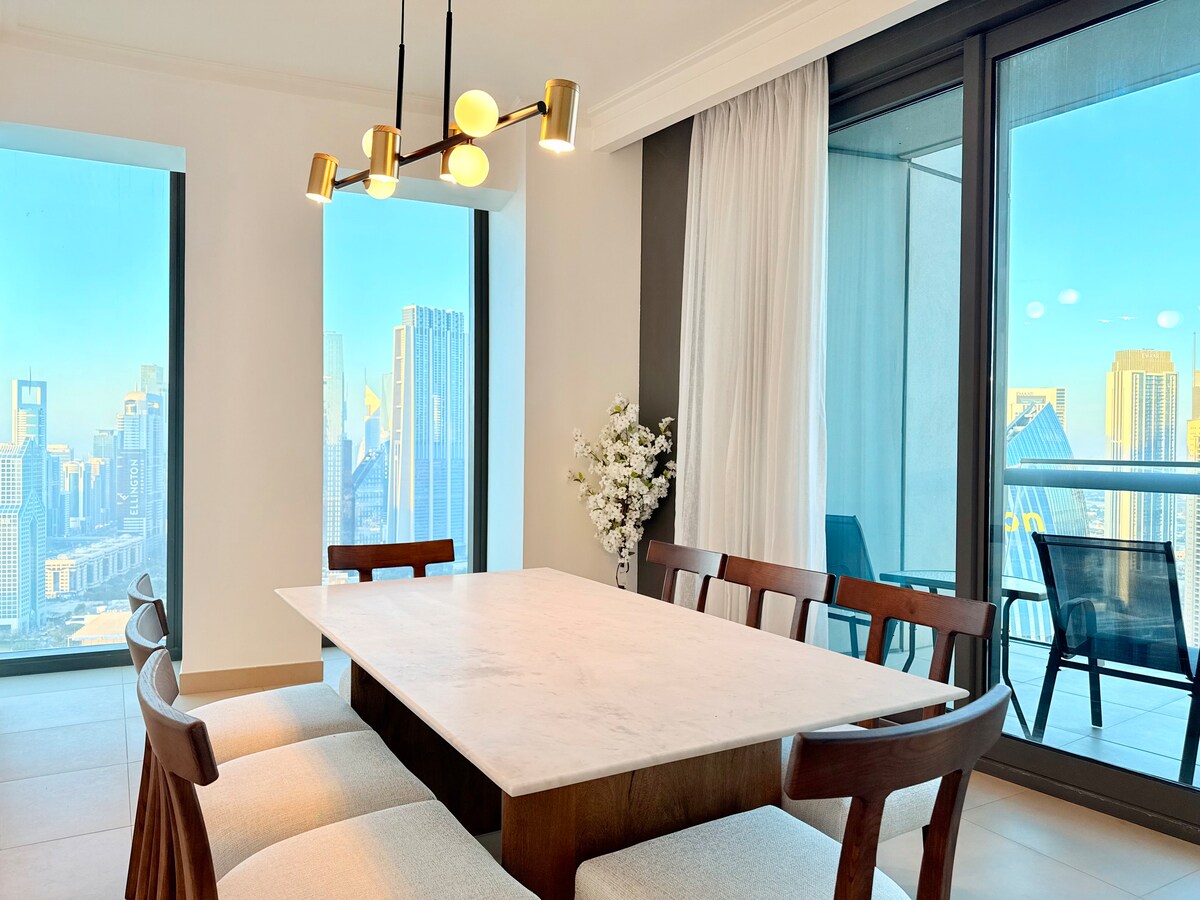 2 Bedroom Furnished Apartment with Burj Khalifa View | Burj Vista 3