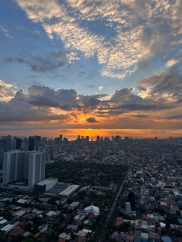 The Skyline managed Airbnb listing 1