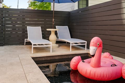 The Pink Palm | Private Pool | Bach Trip Paradise