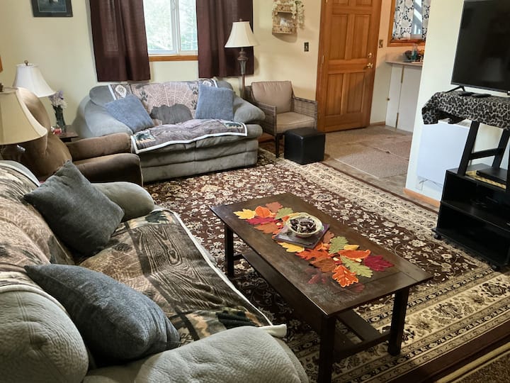 Comfortable 2 Bedroom Apartment - Ketchikan, AK