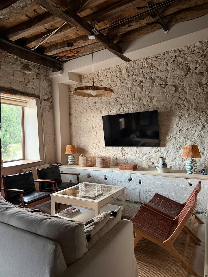 Casa De Piedra Y Lombera - Limpias