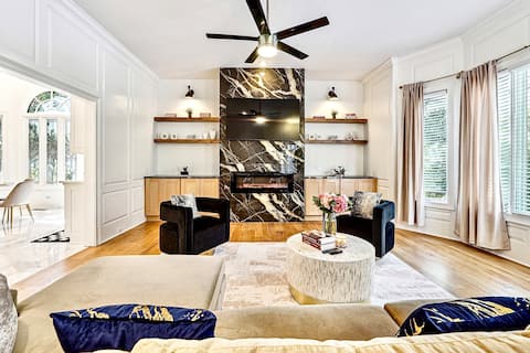 Buckhead Luxe Living/POOL/Theater/King Beds/Fenced