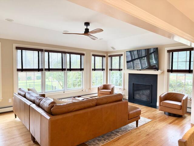 5 bedroom house with pool gallery image 3