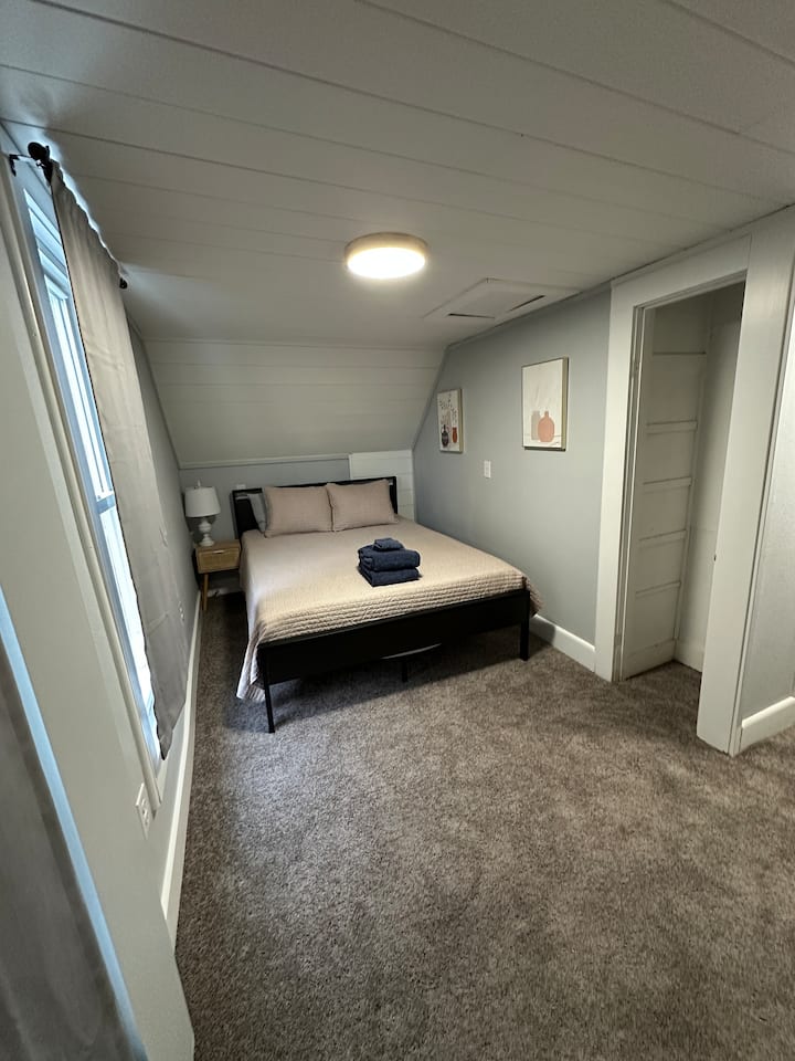 საძინებელი 7