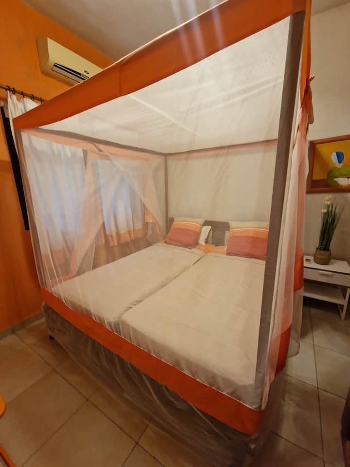 საძინებელი 2