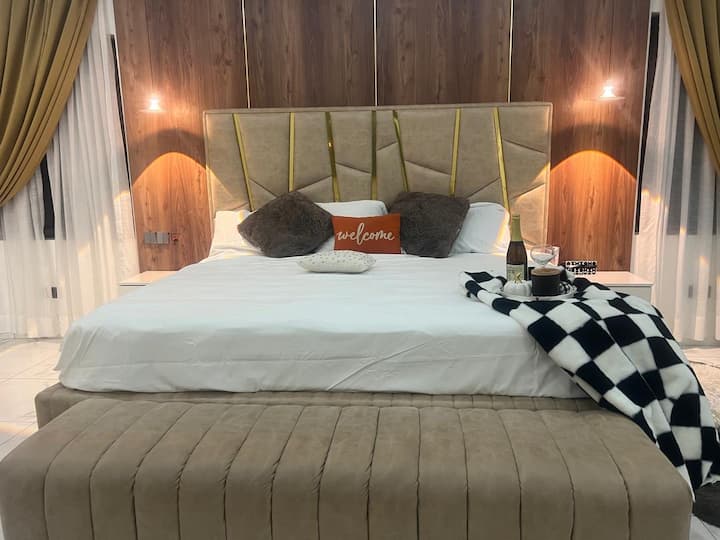 საძინებელი 4