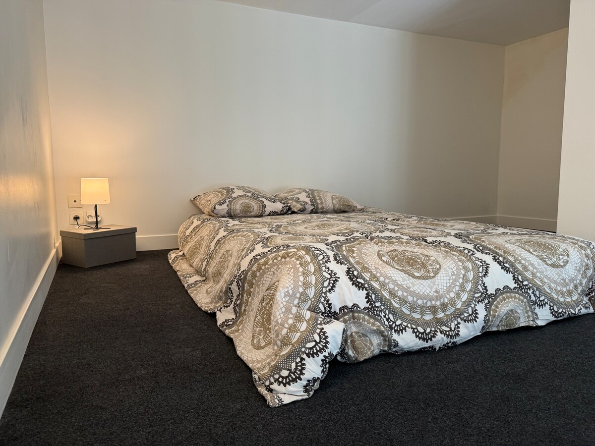 غرفة النوم 1