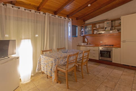 Annuncio Airbnb popolare: Sea Breeze Terrace - Sea & Sunset Paradise a Viareggio