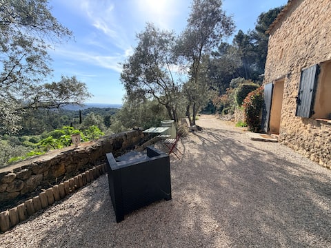 Aix-en-Provence•Provençal house•Unique view•Air conditioning