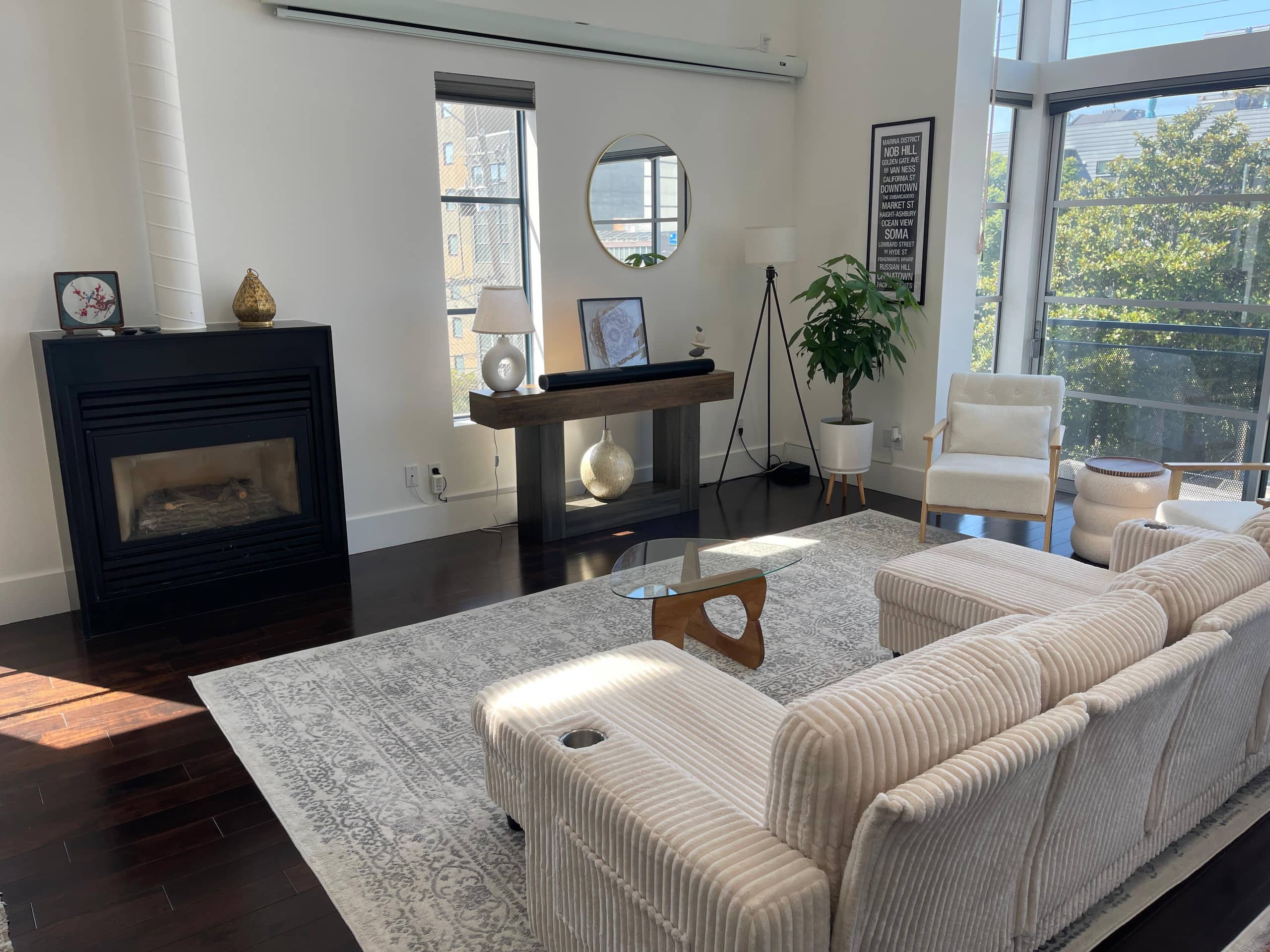 Condo in San Francisco · ★5.0 · 1 bedroom · 3 beds · 1.5 baths - Image 3