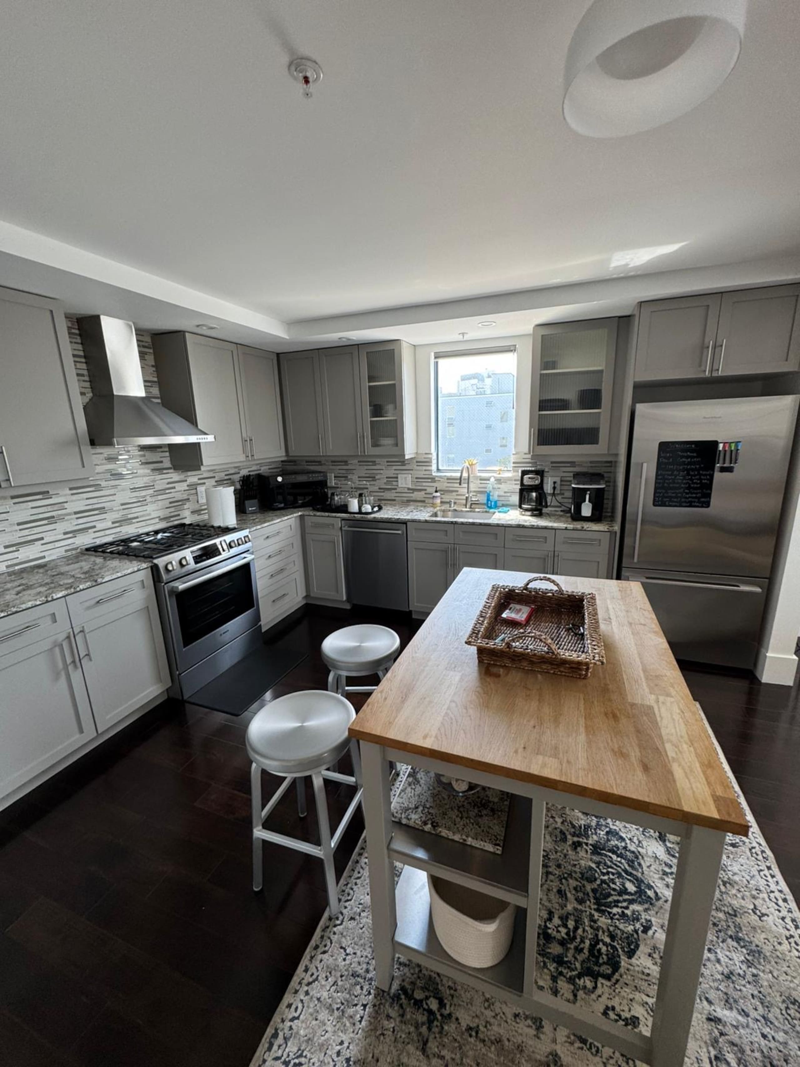 Condo in San Francisco · ★5.0 · 1 bedroom · 3 beds · 1.5 baths - Image 24