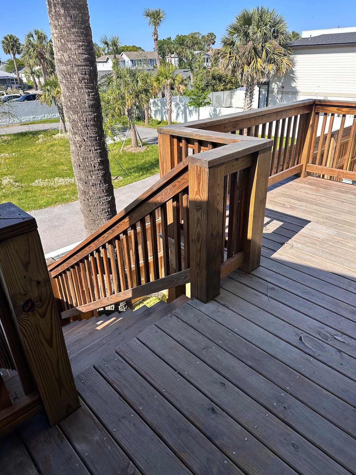 Dormitorio principal con acceso a la terraza trasera 