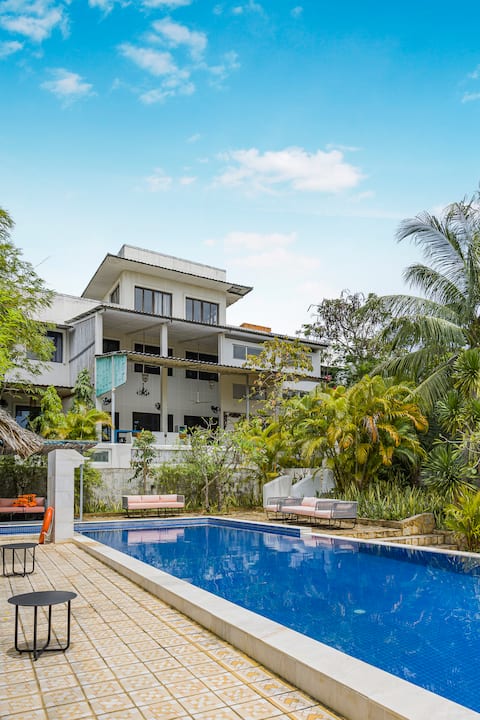 9 BR 30 People Villa Mui Ne Pool Maid Bbq